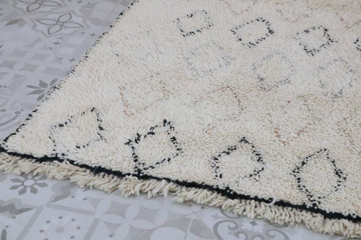 Beni Ourain Berber carpet Diamond 227x303 cm